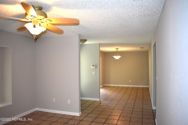 6555 Diamond Leaf Ct S