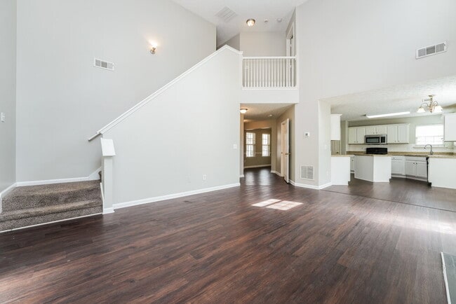 Photo - 1805 Neighborhood Walk