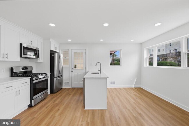 Photo - 1545 11th St S