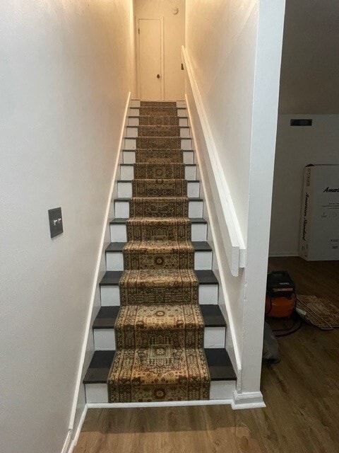 Photo - 1685 Hunters Run Dr