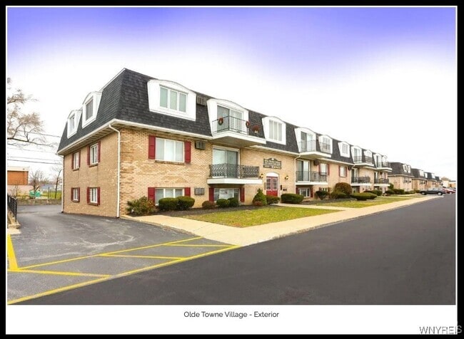 Building Photo - 1940 Sheridan Dr Rental