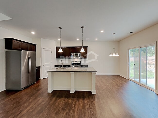 Photo - 439 Pearson Cir