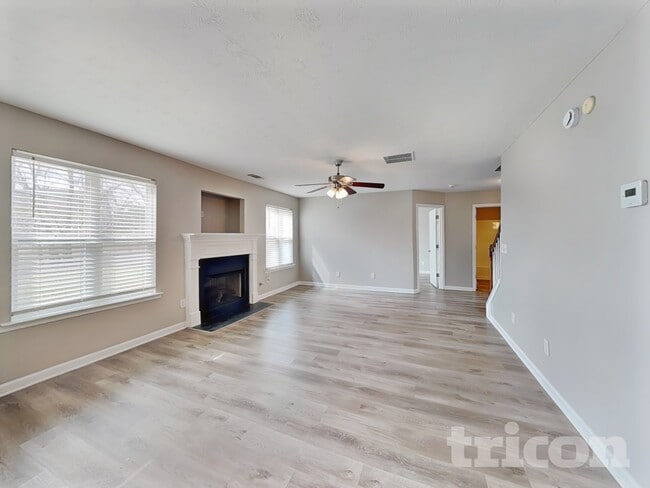 Photo - 1289 Avington Glen Dr SE