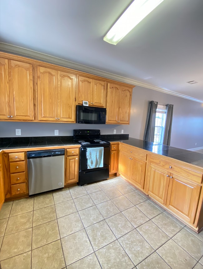 Photo - Completely Renovated Duplex in Auburn