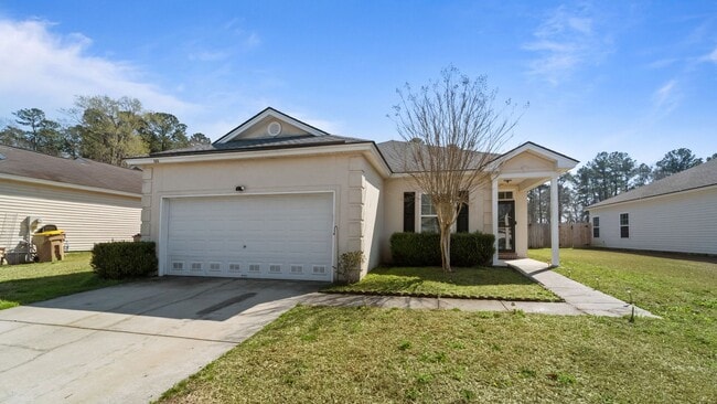 Building Photo - Charming 3BR Home in Richmond Hill with Pond View & Great Location!