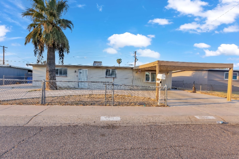 Photo - 1908 E Lynne Ln