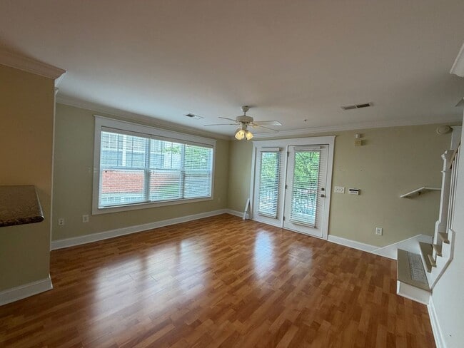 Photo - 1615 Elmwood Ct