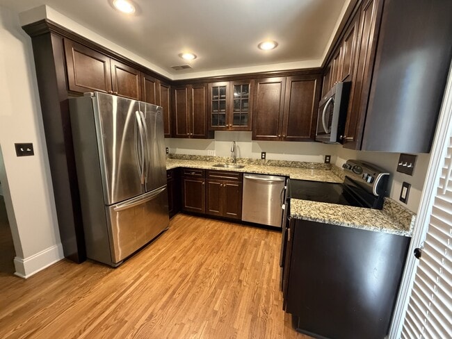 Photo - 1215 Pinecrest Ave