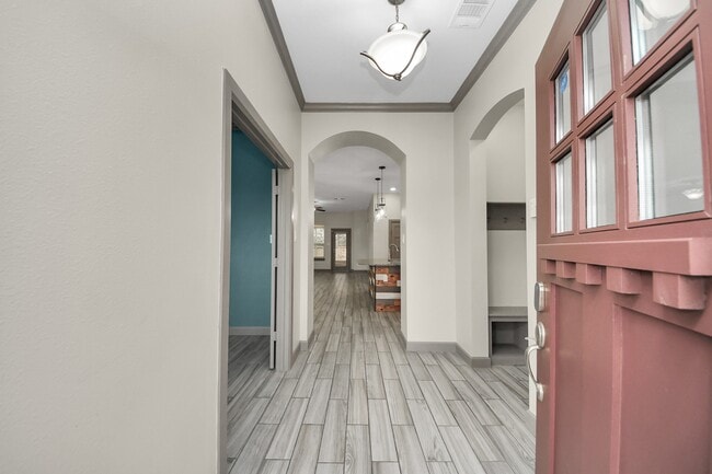 Photo - 211 Pleasant Hl Wy