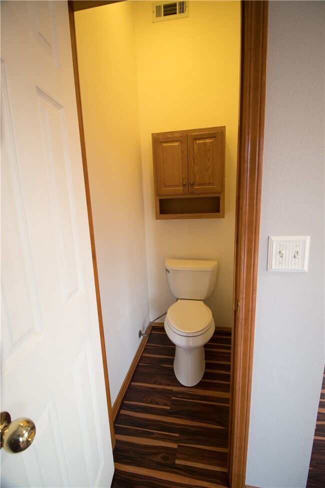 Photo - 15284 Putman Rd