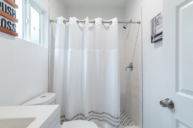 Photo - 6065 Amos Ave