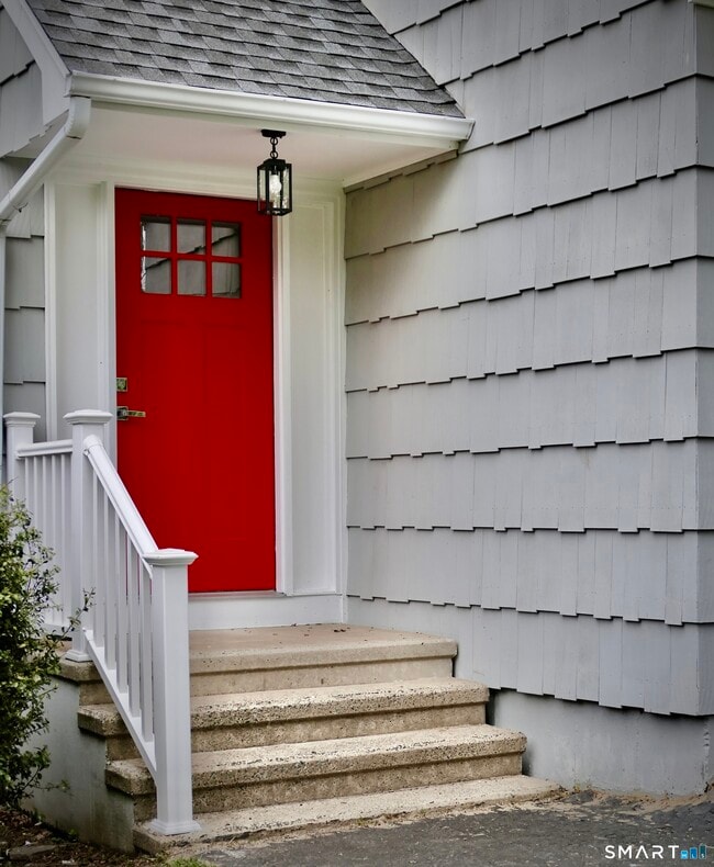 Photo - 38 Pepperbush Ln