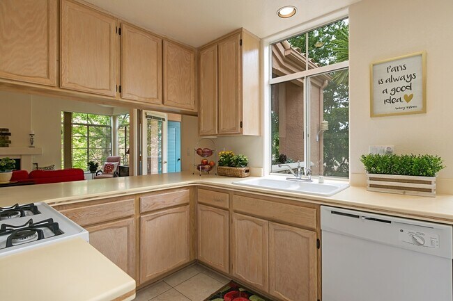 Photo - 3525 Cameo Dr Condo Unit 95