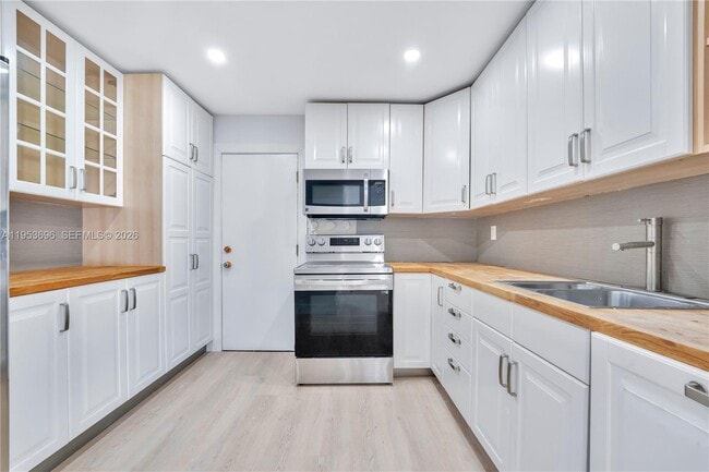 Photo - 9500 W Bay Harbor Dr Unit 7H