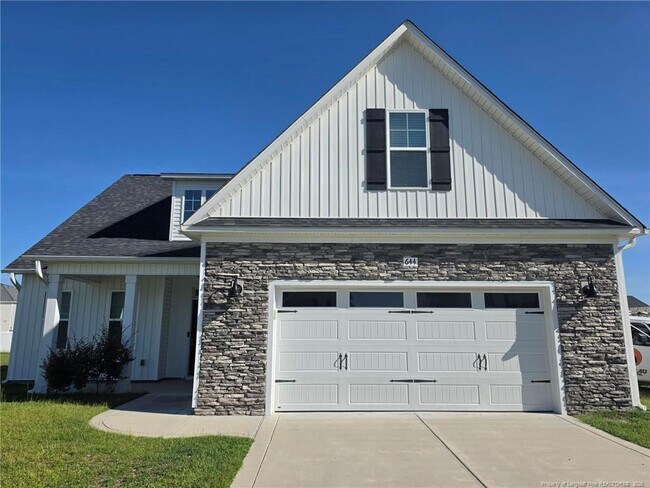 644 Amusement Dr