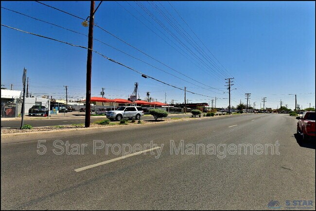 Photo - 6806 Alameda Ave Unit 3 !!