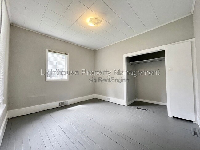 Photo - 3201 5th St