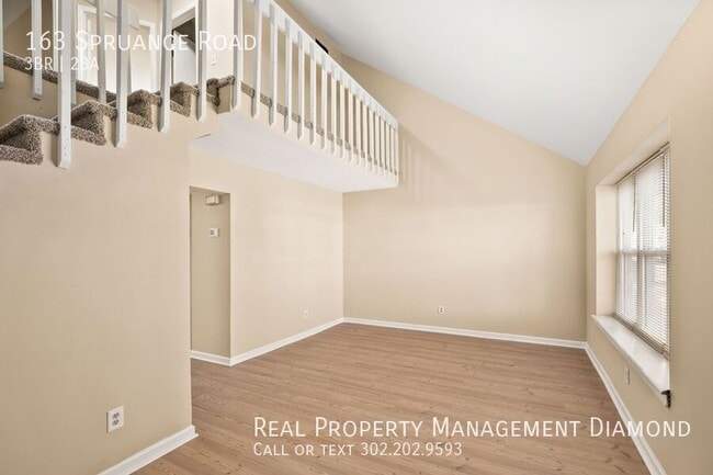 Photo - 163 Spruance Rd