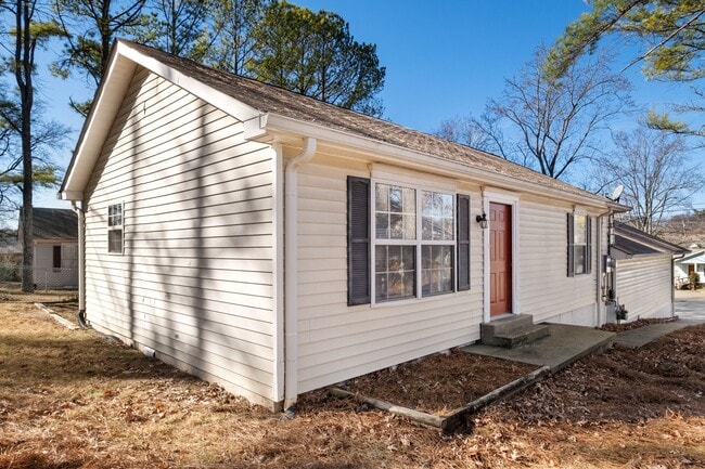 Photo - 2824 Airwood Dr