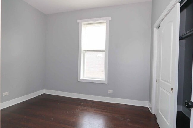 Photo - 2858 S St Louis Ave Unit 3