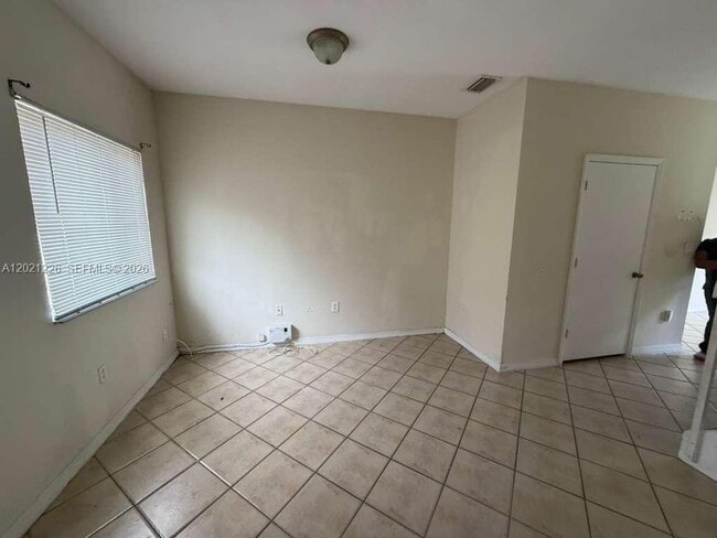 Photo - 1681 SE 31st Ct Unit 1681