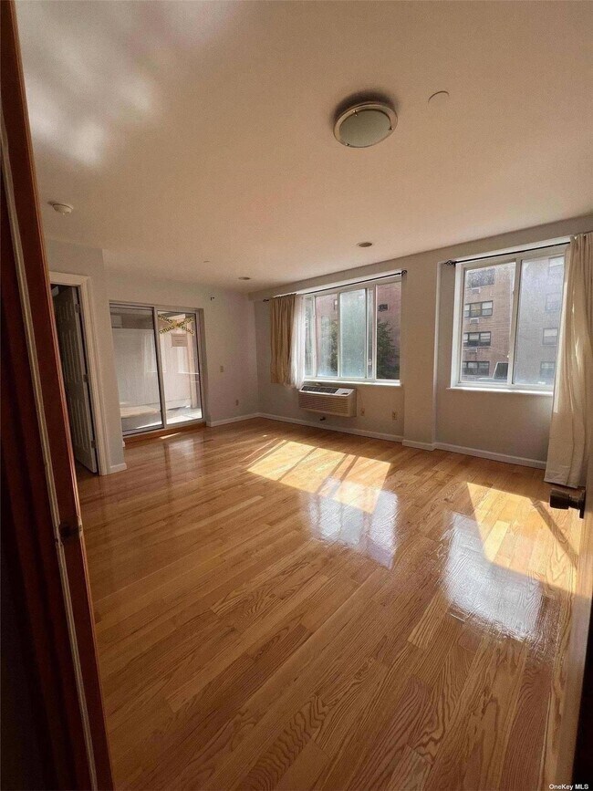 Photo - 63-14 Queens Blvd