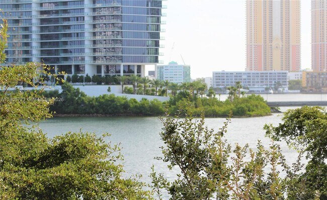 Photo - 3255 NE 184th St Unit 12409