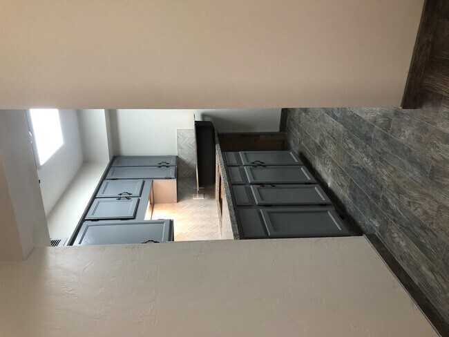 Photo - 2601 W Broadway Blvd