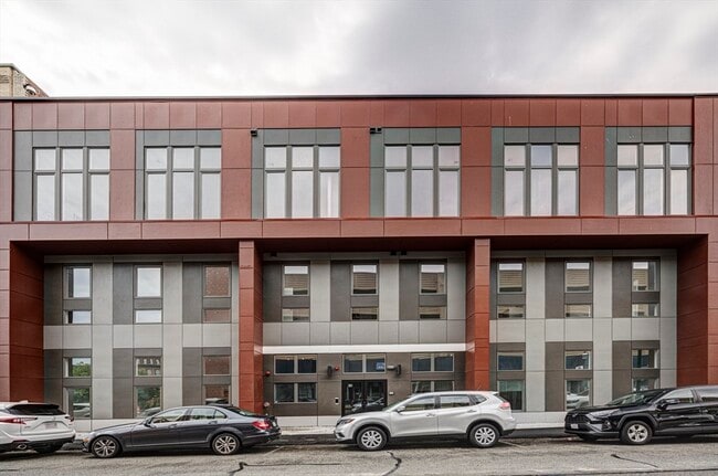 Building Photo - 80 Middlesex St Unit 206
