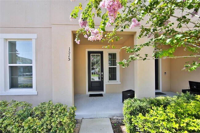 Photo - 1515 Carey Palm Cir