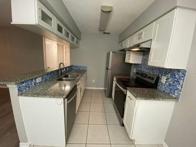 2 BEDROOM 2 BATH HOUSES FOR RENT IN ORLANDO FLORIDA visual data 8