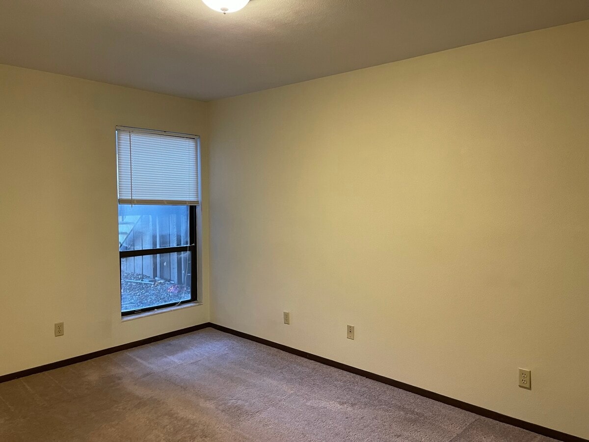 Photo - 1510 Northbrook Dr Unit A-3