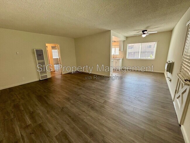 1126 E Doran St Unidad C