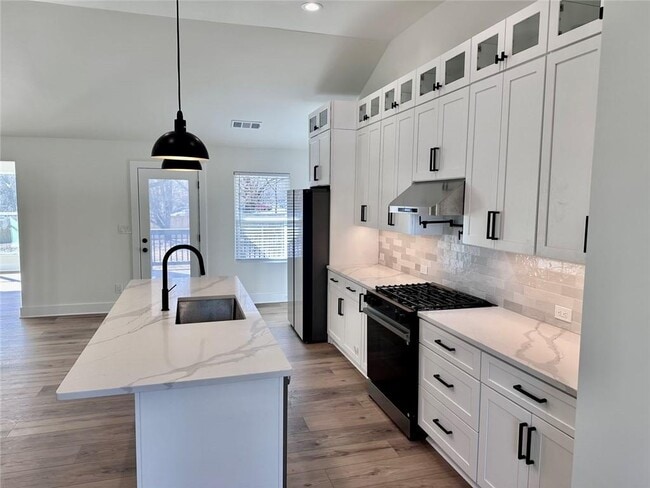 Photo - 5140 Tilly Mill Rd