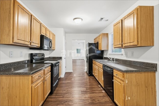 19140 Kanawha Dr