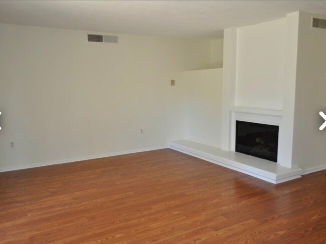 Photo - 54 Great Meadow Ln Unit 54 great meadow lane, Farmington CT 06032