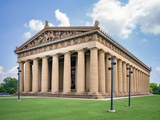 Explore Nashville’s iconic Parthenon—just a short drive from Modera Nations and the perfect spot for art, culture, and strolls through Centennial Park.