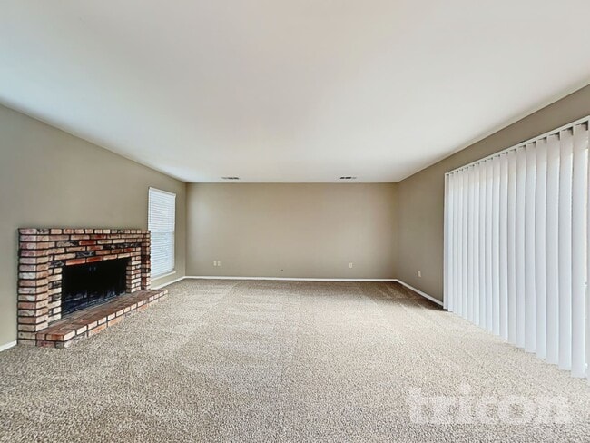 Photo - 3400 Suffolk Dr