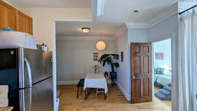 Photo - 34 Russell St