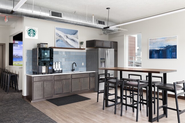 Photo - Whisper Ridge Commons