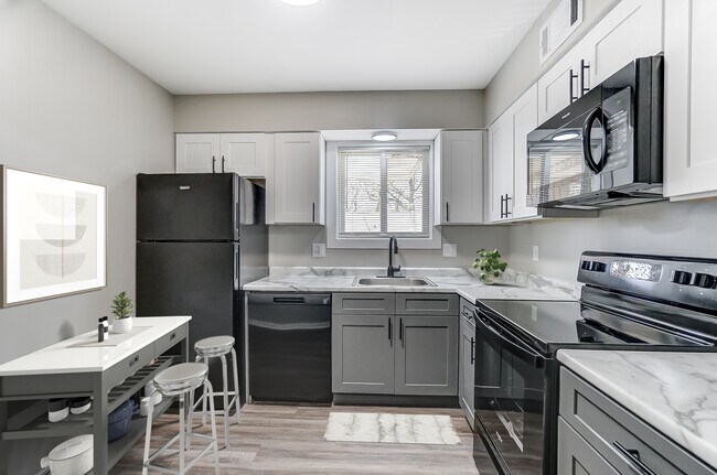 Prácticamente preparado - Reno - Fairview Court Apartments