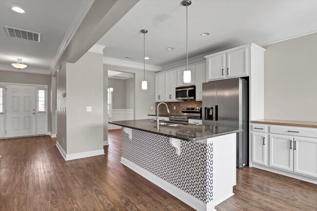 Photo - 315 Red Cedar Dr