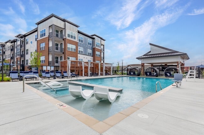 Bainbridge Market Commons