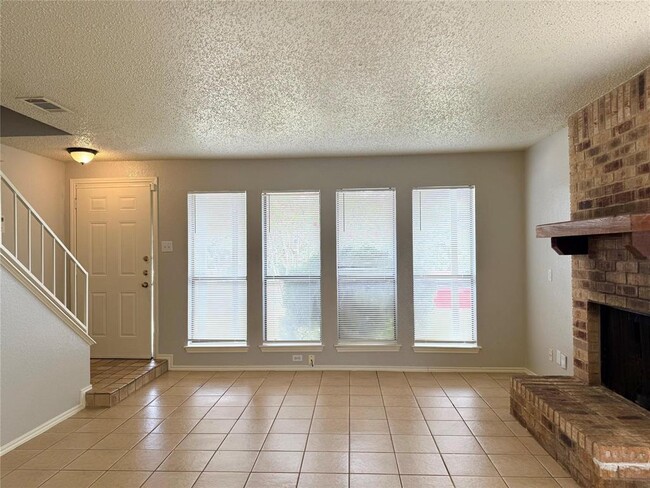 Photo - 6497 Hart Ln