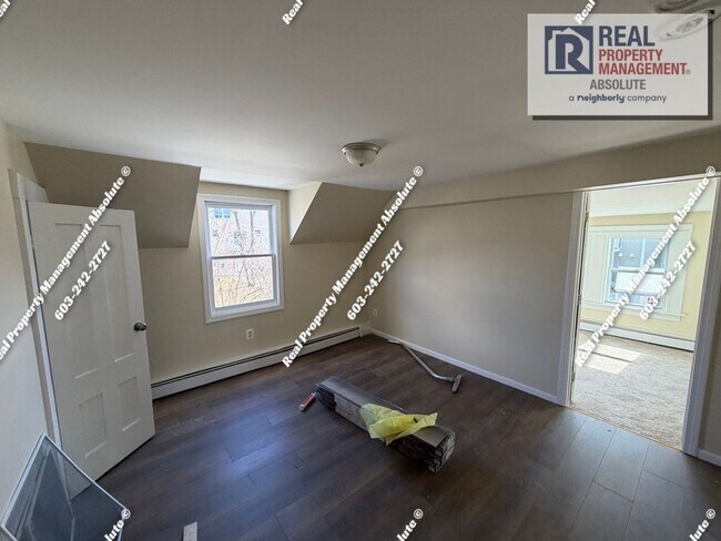 Photo - 1 Rice Ave Unidad B