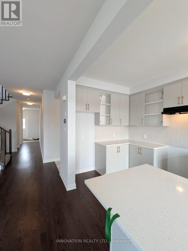 Photo - 482 Patrick St