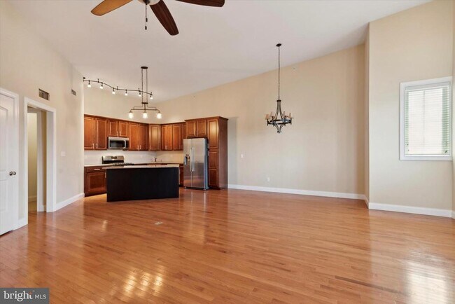 Photo - 4151 Cresson St Unidad 3F