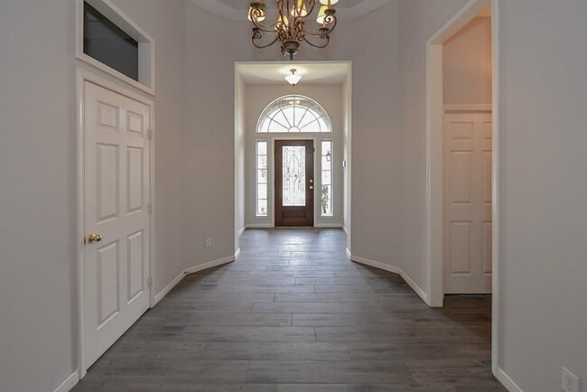 Photo - 2387 Marina View Way