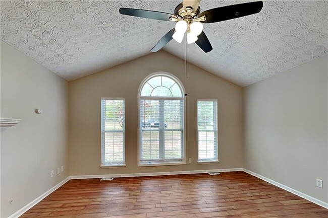 Photo - 258 Bethel Dr