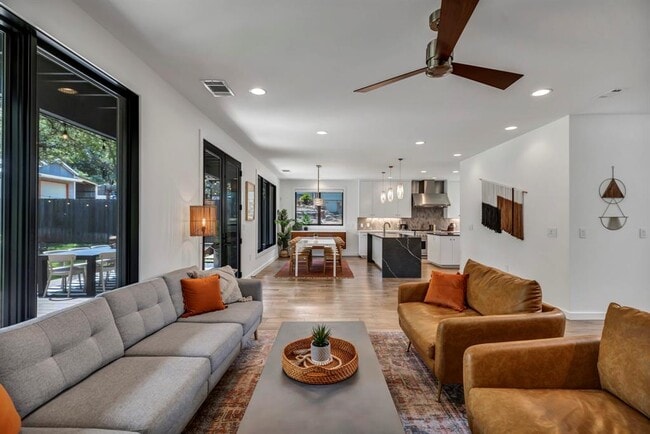 Photo - 613 Terrell Hill Dr